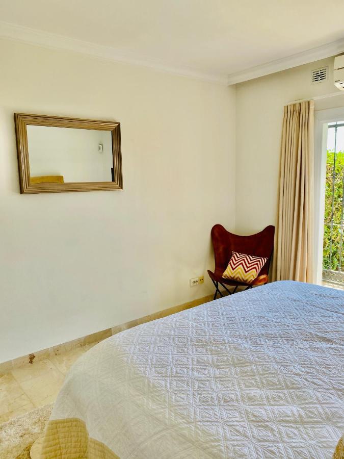 Luxury 3 Bedroom House At La Quinta Golf Course Ocean And Mountain View Benahavis Bagian luar foto